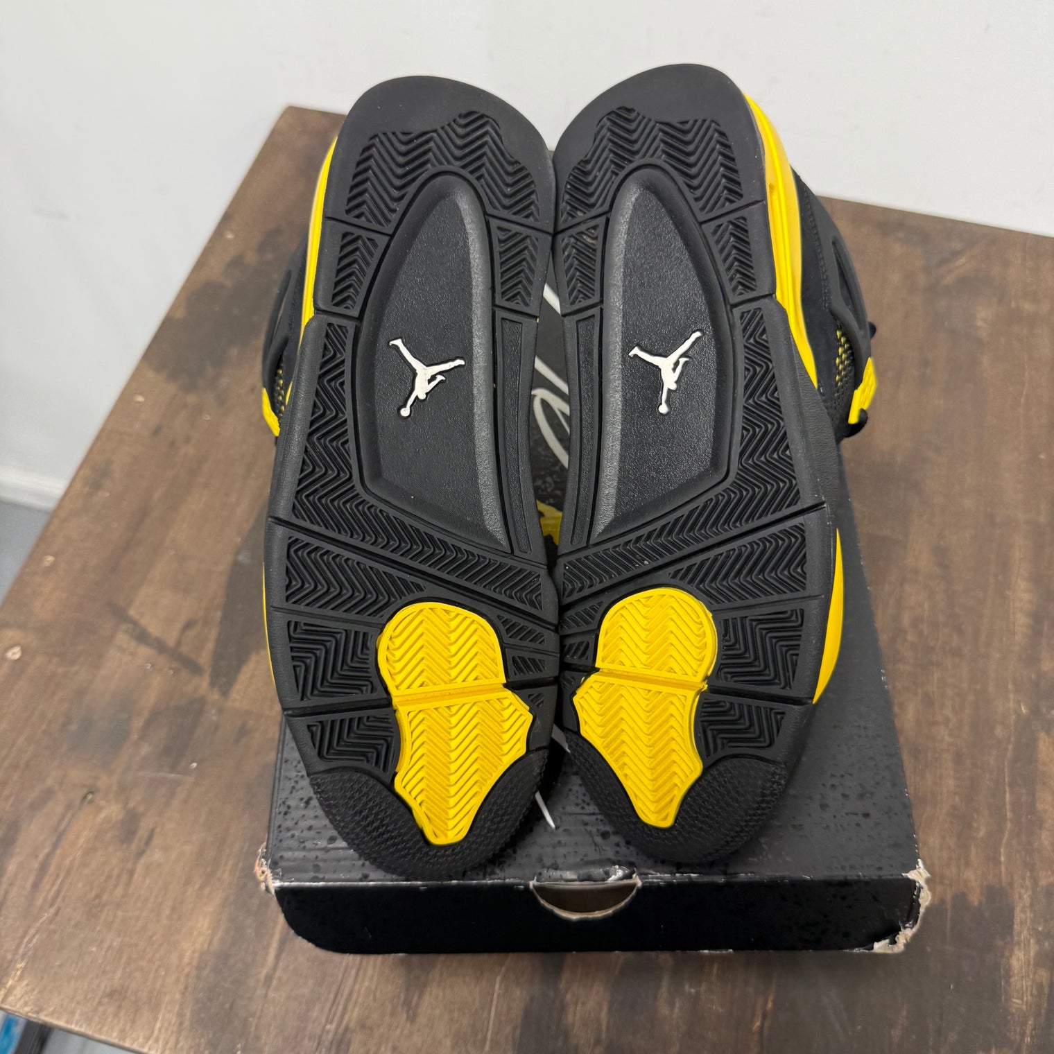 Yellow Thunder Jordan 4 Retro (USED)