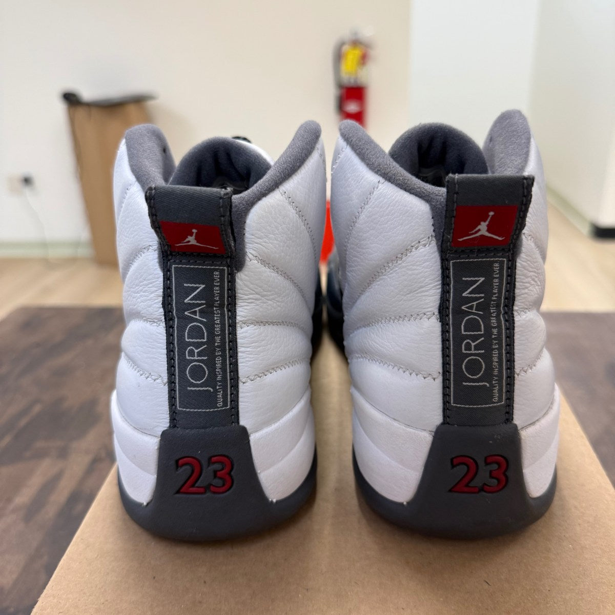 Jordan 12 Retro White Dark Grey Size 10.5 (Pre-Owned) - Image 3