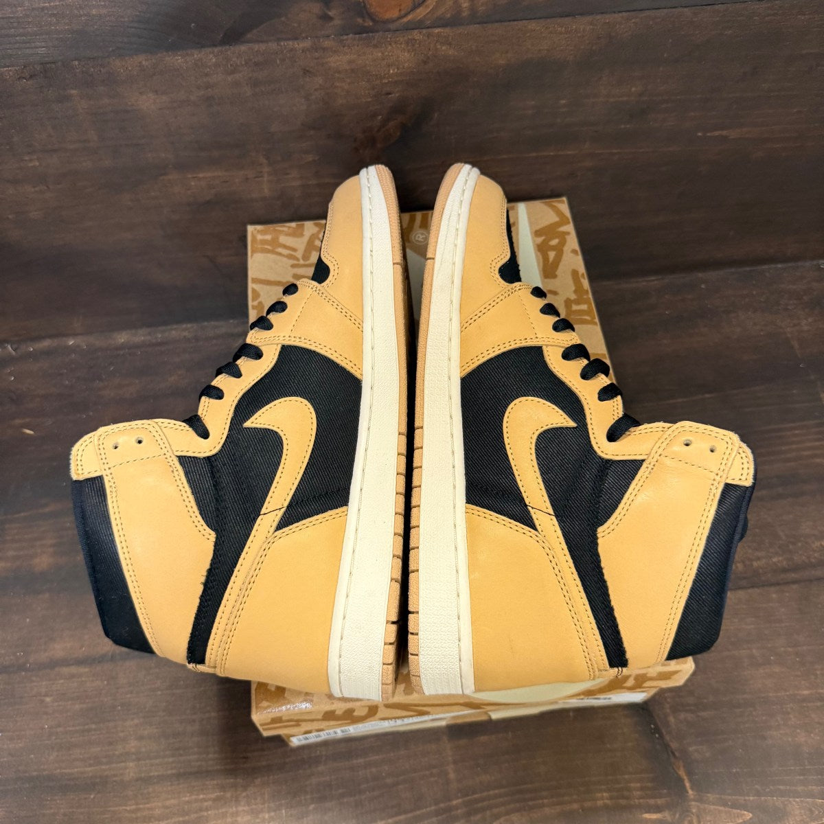 Jordan 1 Retro High OG Heirloom - Image 4