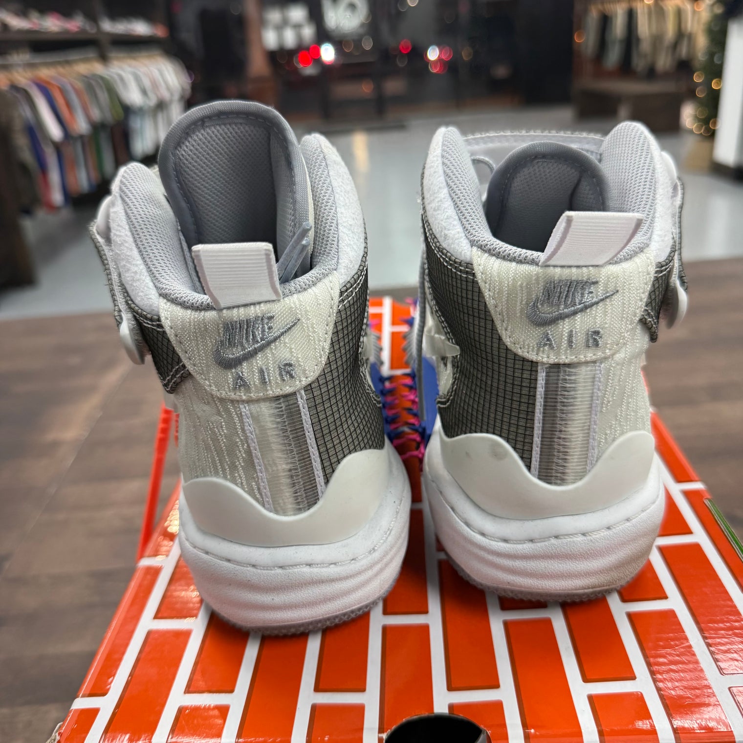 Off-White White Nike Air Force 1 Mid (USED)