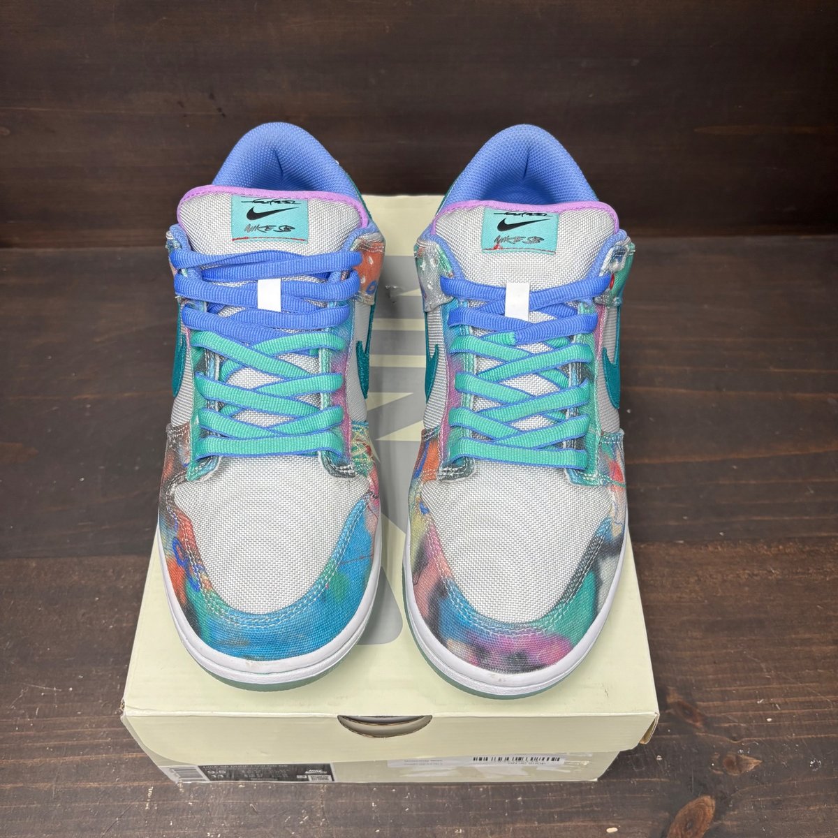 Nike SB Dunk Low Futura Laboratories Bleached Aqua Size 9.5 (Pre-Owned) - side