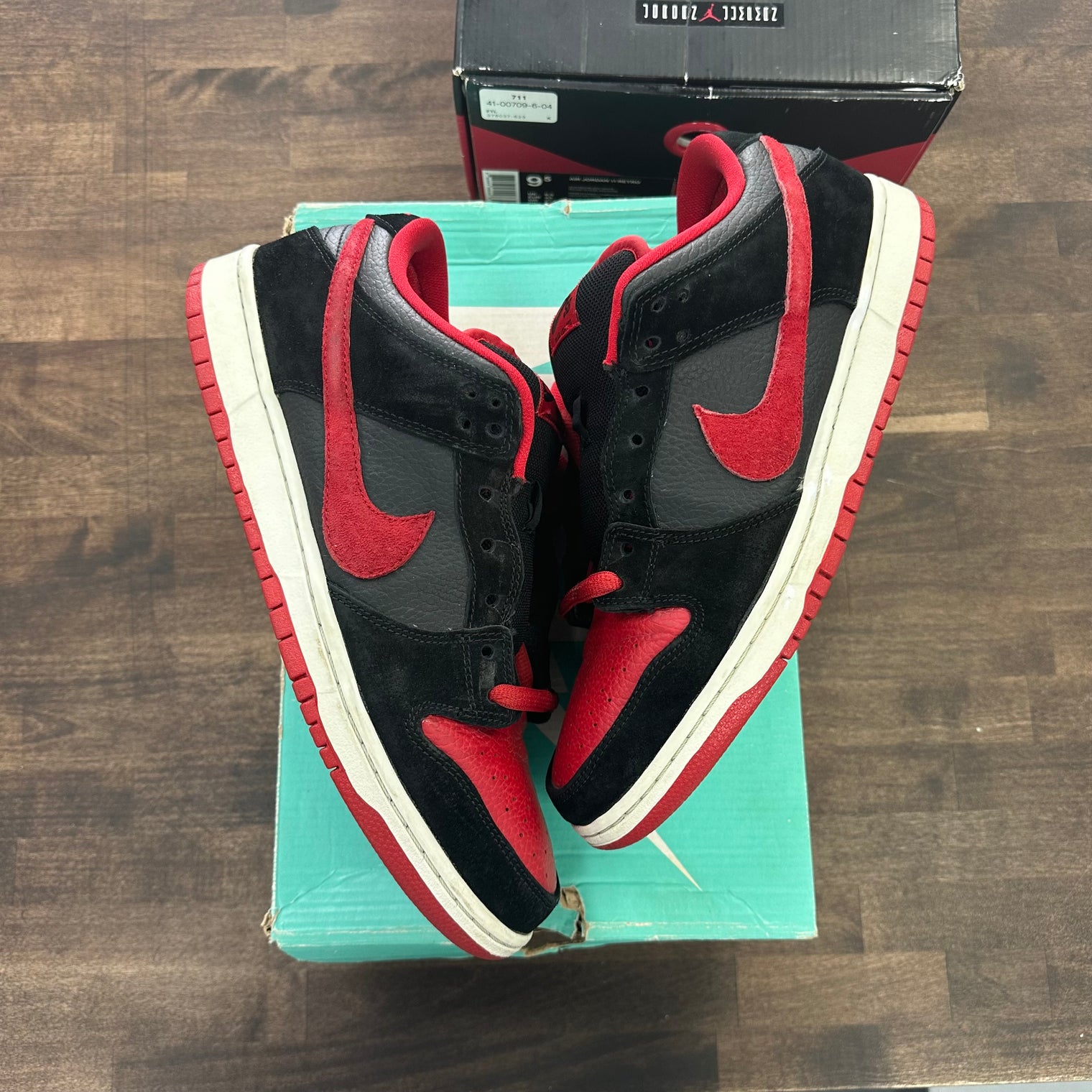 J Pack Bred SB Dunk Low (USED)