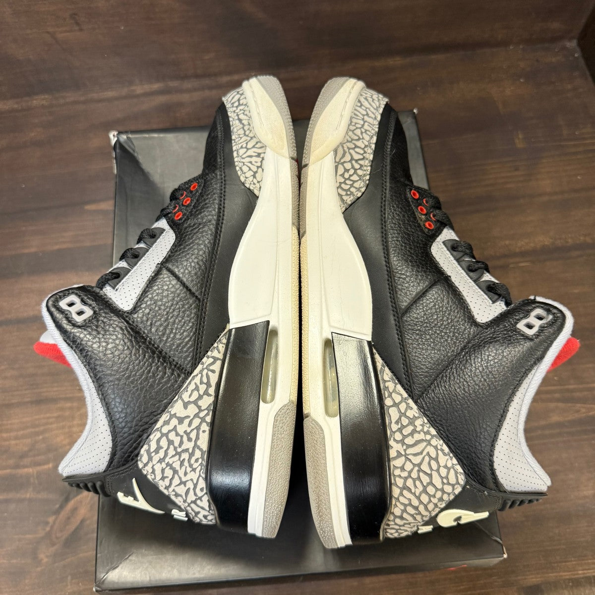 Jordan 3 Retro Black Cement (2018) - Image 4