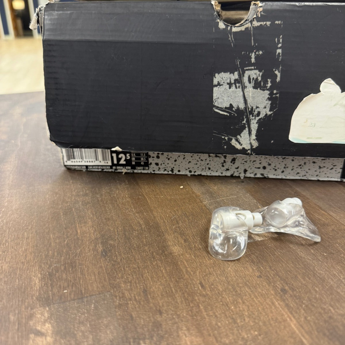 Jordan 5 Retro Metallic White (2015) - Image 6