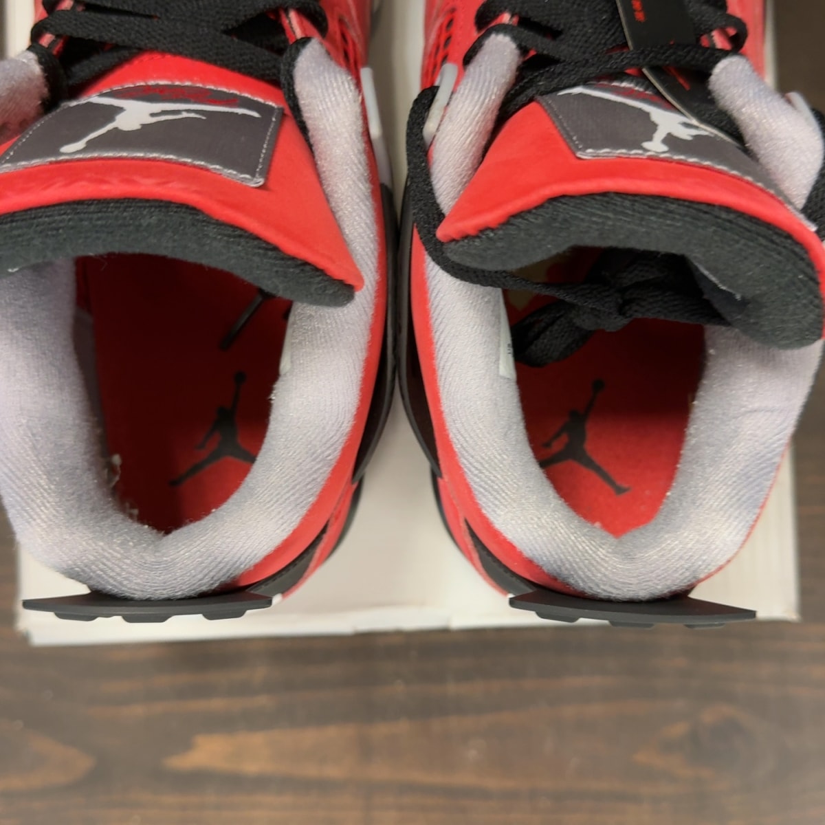 Jordan 4 Retro Toro Bravo (2026) - Image 6