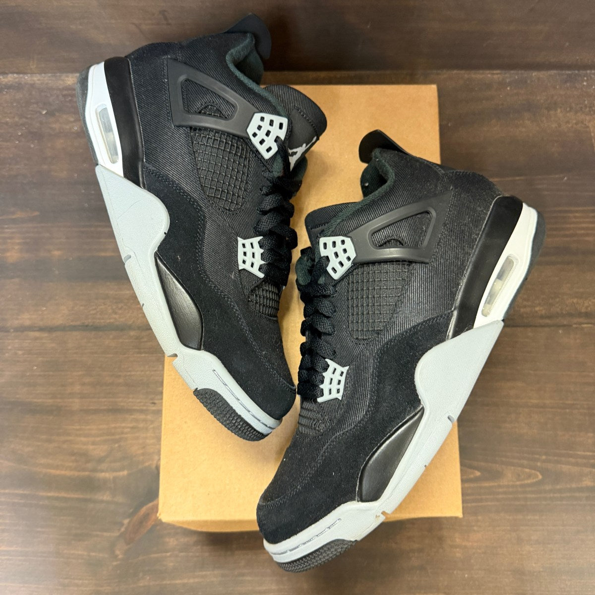 Jordan 4 Retro SE Black Canvas Size 11 (Pre-Owned) - Image 2
