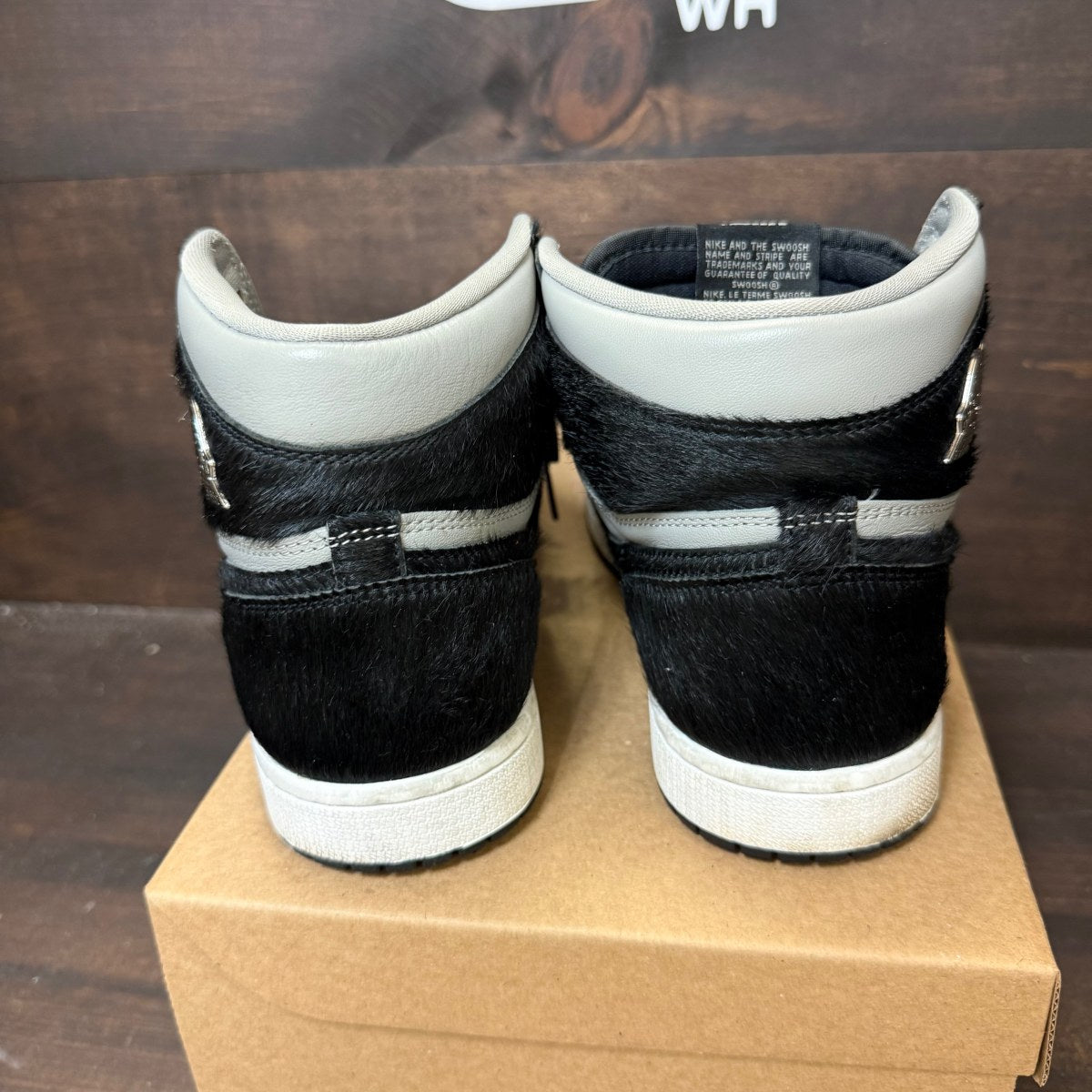 Jordan 1 Retro High OG Twist 2.0 Medium Grey (Women's) Size 9.5W (Pre-Owned) - Image 4