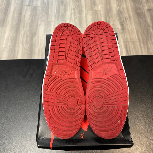 Black Toe Jordan 1 Low (USED)