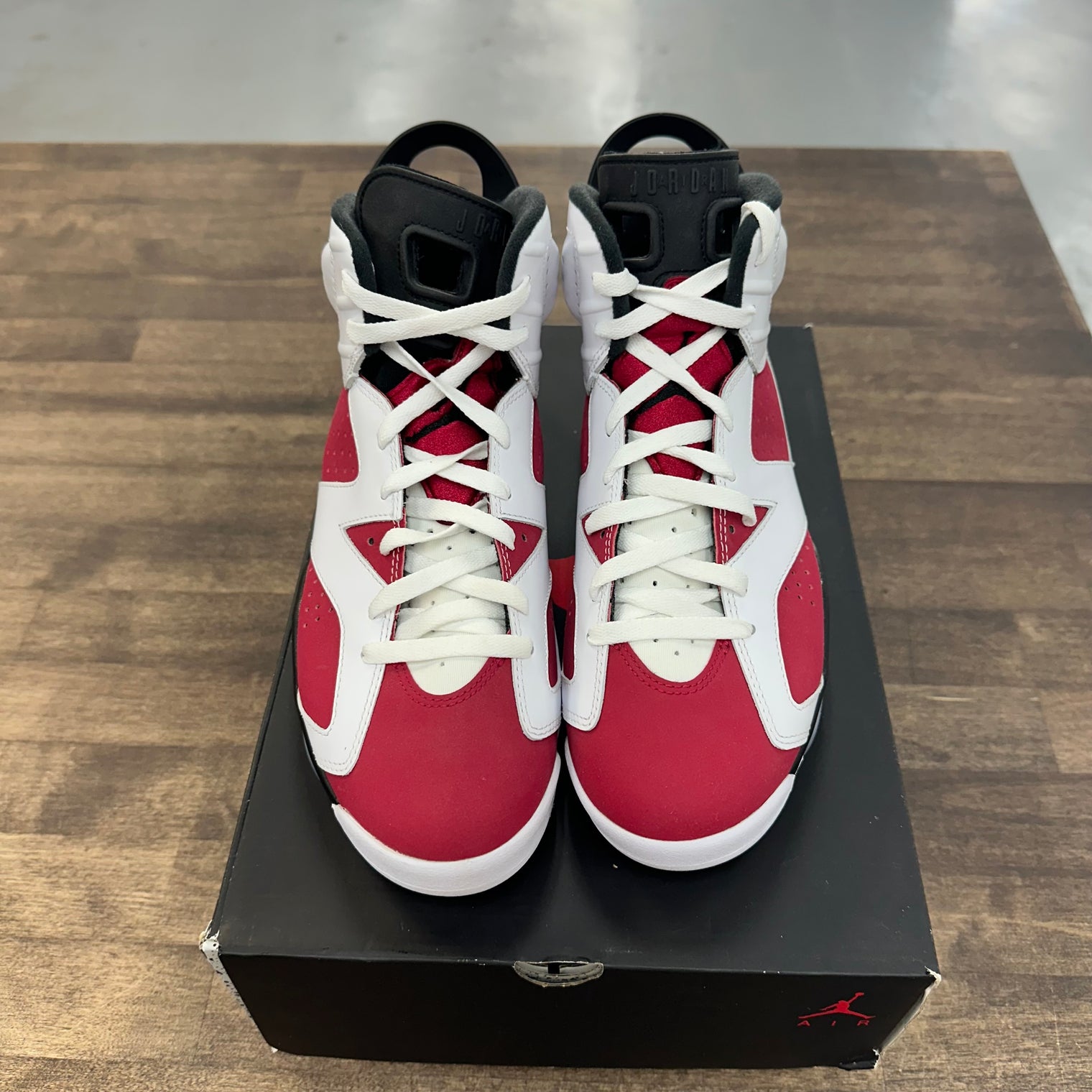 Carmine Jordan 6 Retro (Used)