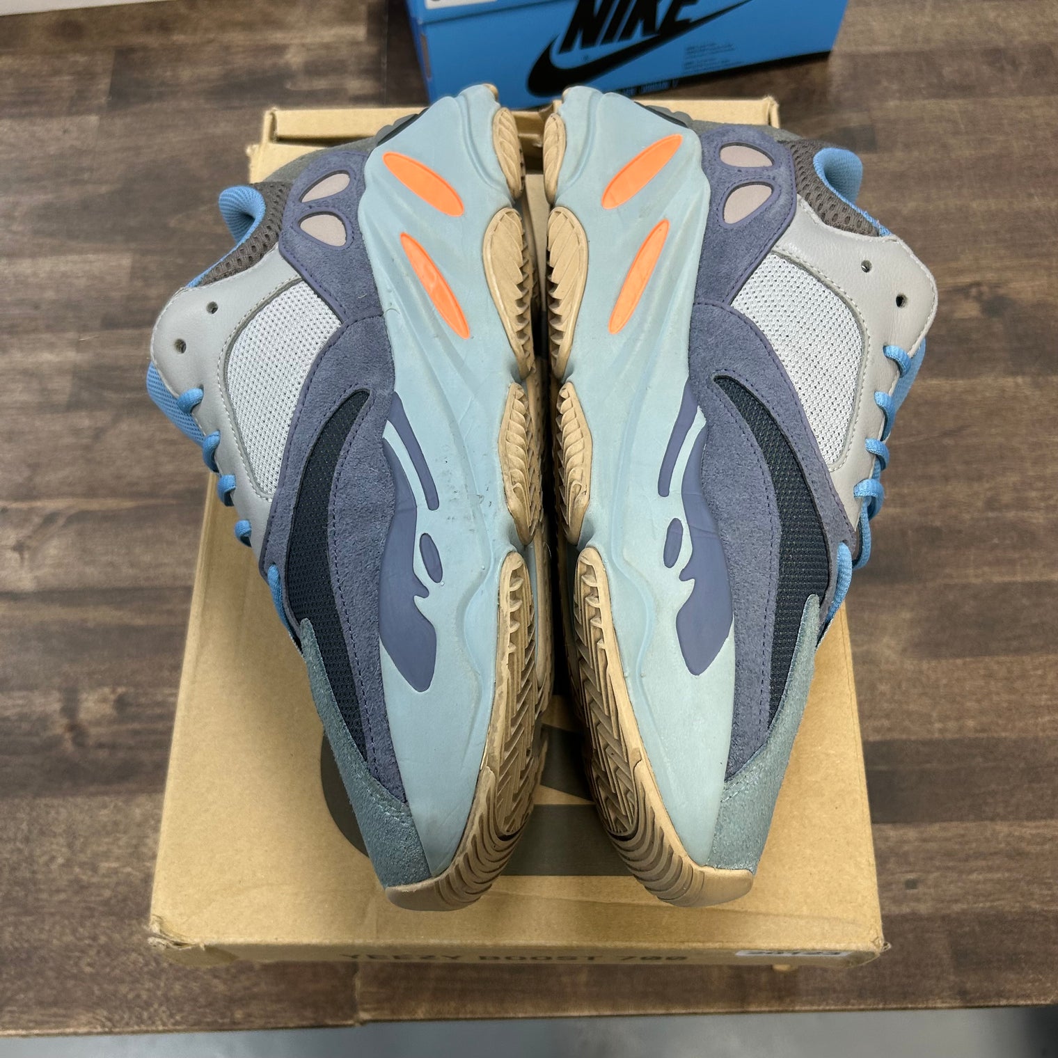 Carbon Blue Yeezy 700 (USED)