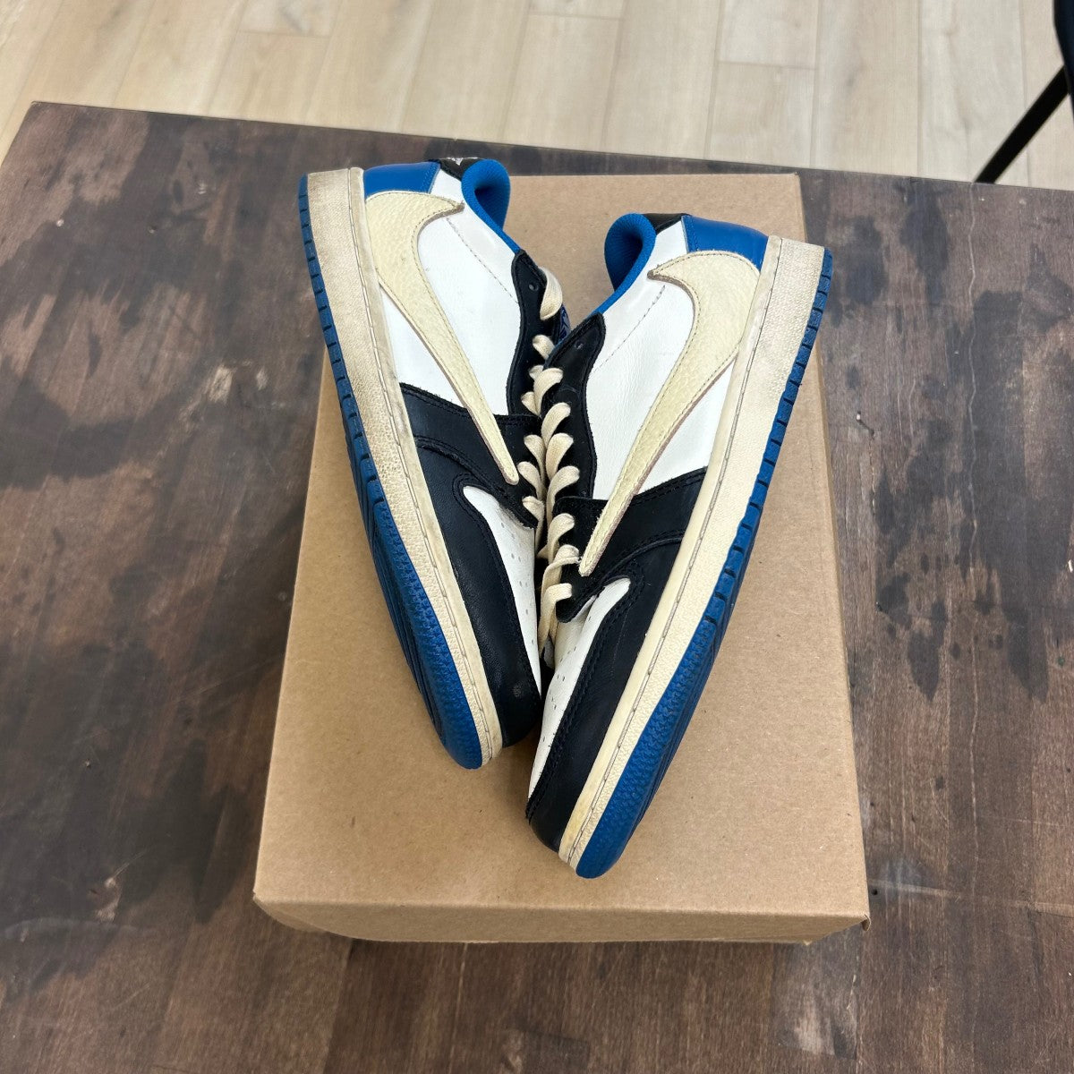 Jordan 1 Retro Low OG SP Fragment x Travis Scott Size 7 (Pre-Owned) - Image 1