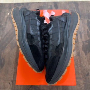 Nike Vaporwaffle sacai Black Gum - Image 1