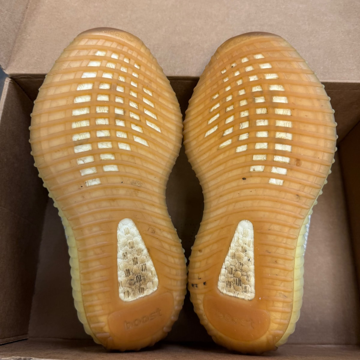 adidas Yeezy Boost 350 V2 Citrin (Non-Reflective) Size 4 (Pre-Owned) - Image 6