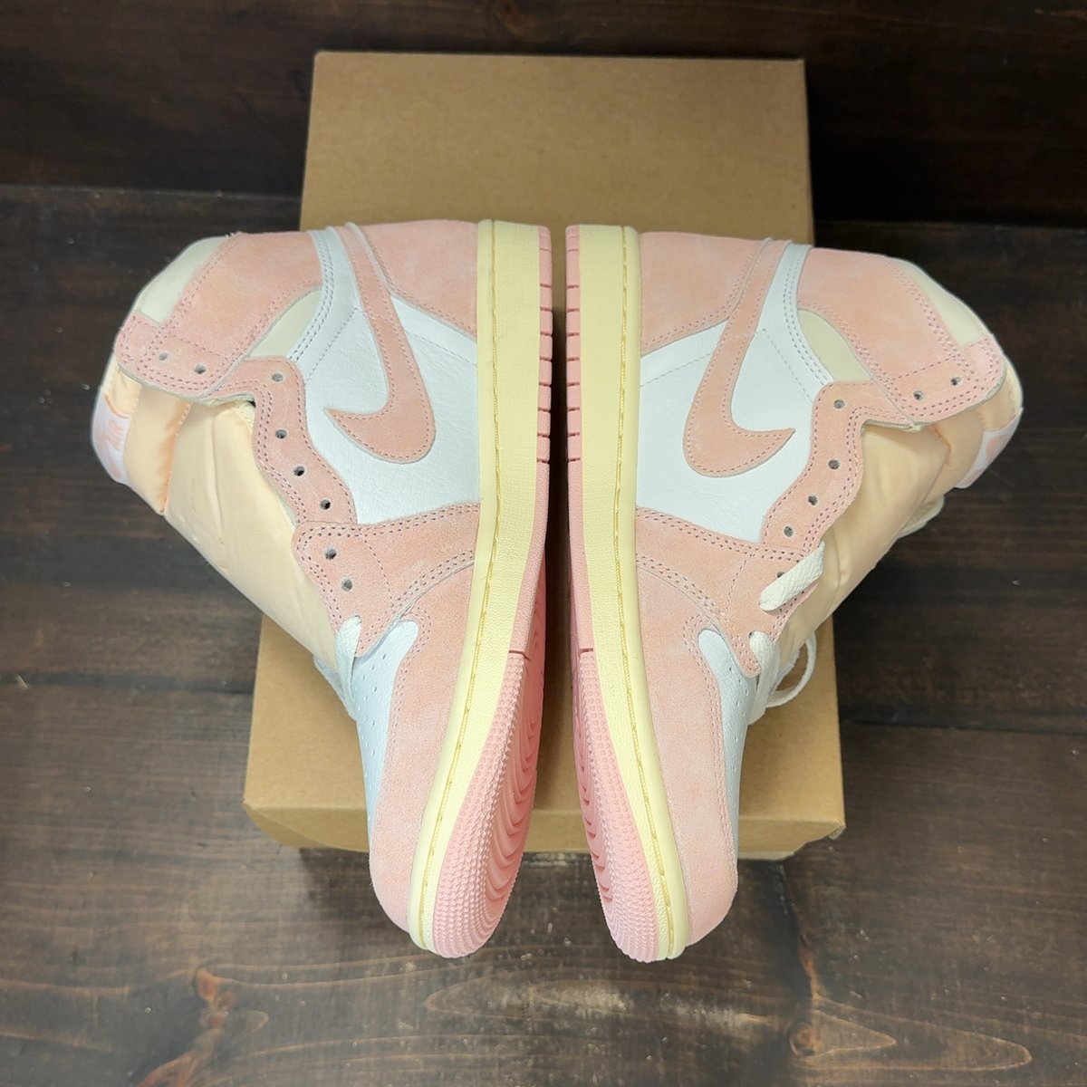 Jordan 1 Retro High OG Washed Pink (Women's) Size 10W (Pre-Owned) - aux