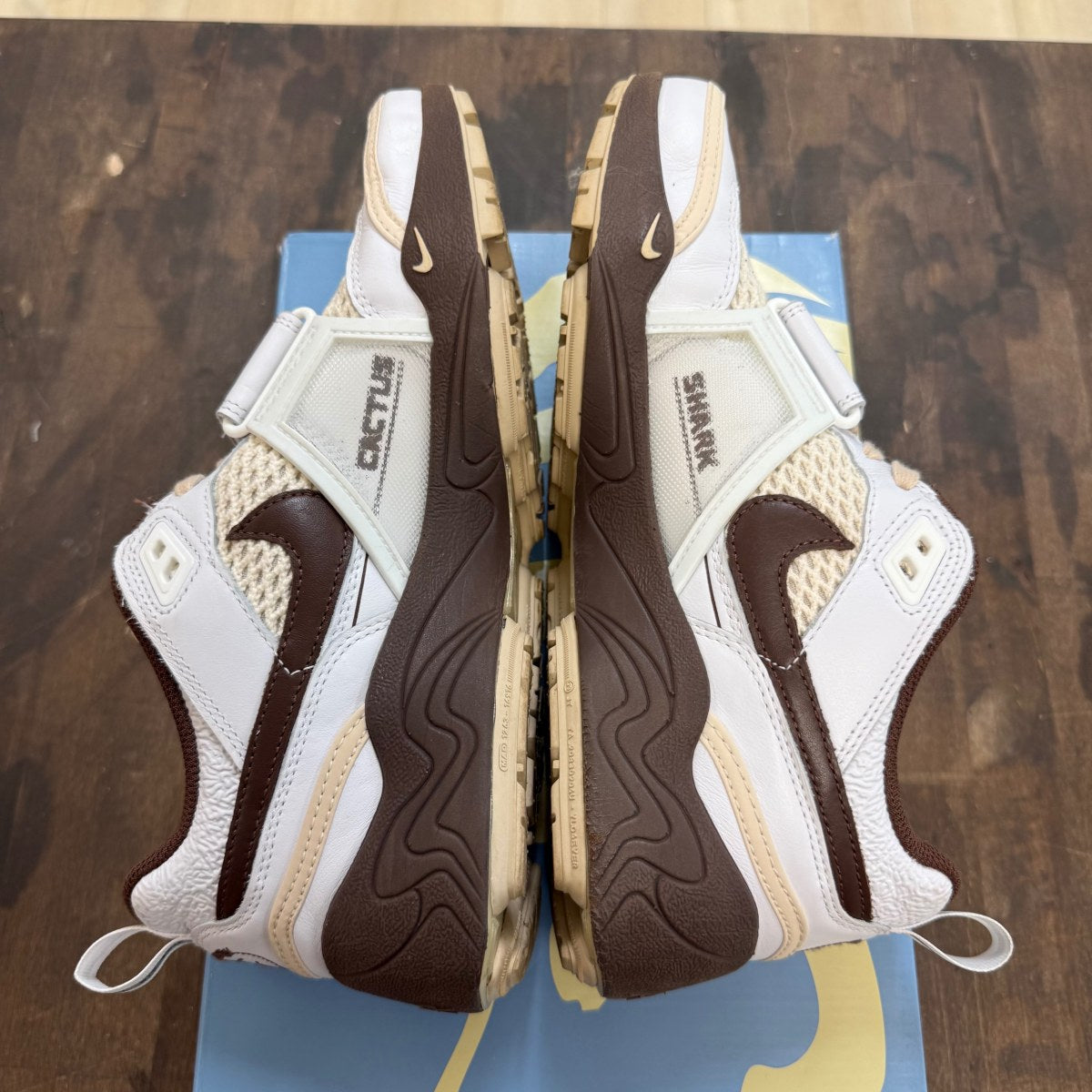Nike Zoom Field Jaxx Travis Scott Light Chocolate - Image 6