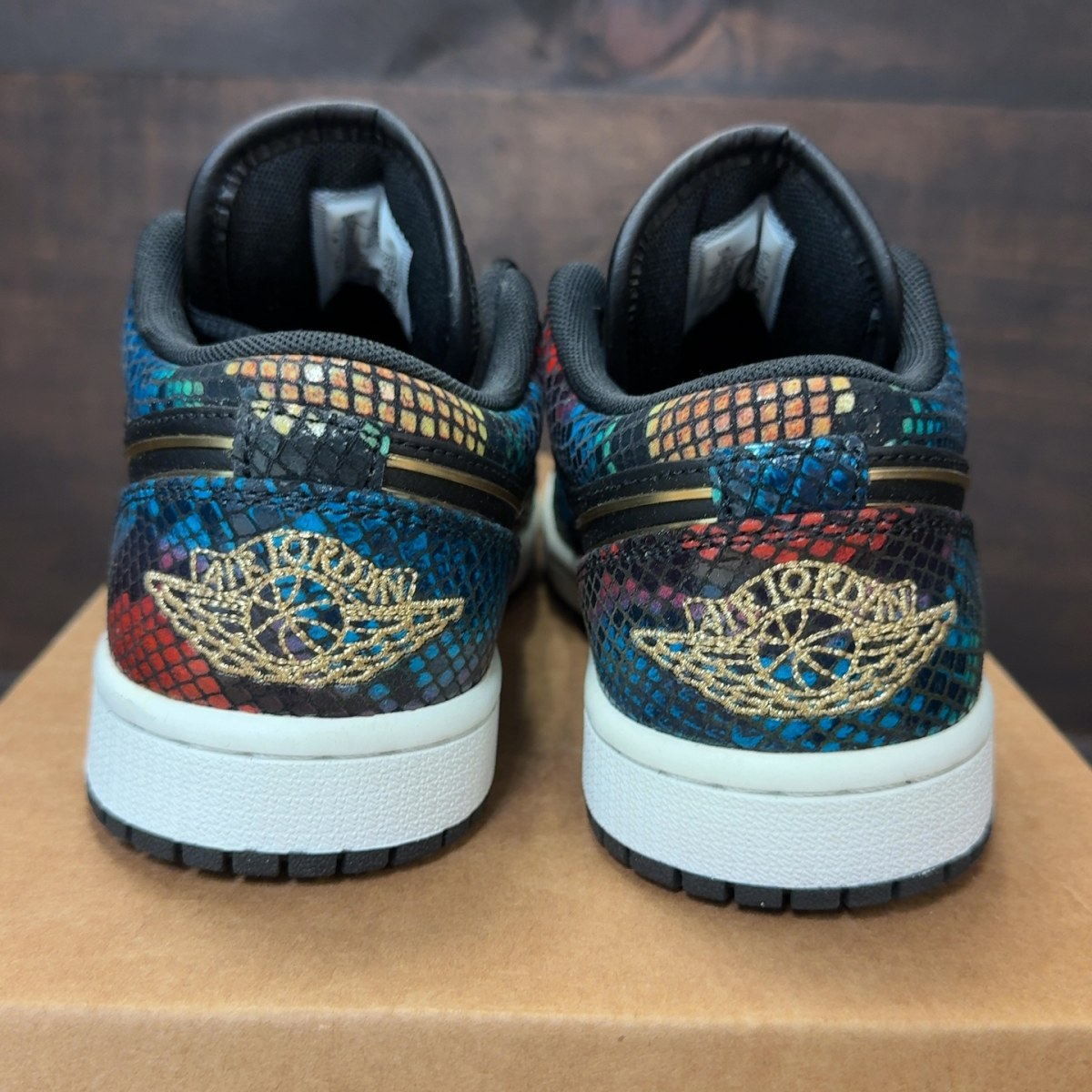 Jordan 1 Low Multicolor Snakeskin (2020) (Women's) Size 7W (Pre-Owned) - Image 5