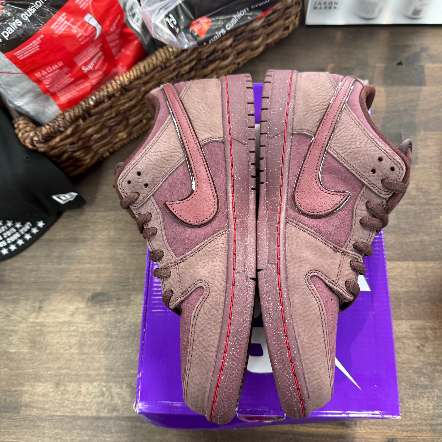 City of Love Burgundy SB Dunk Low (USED)
