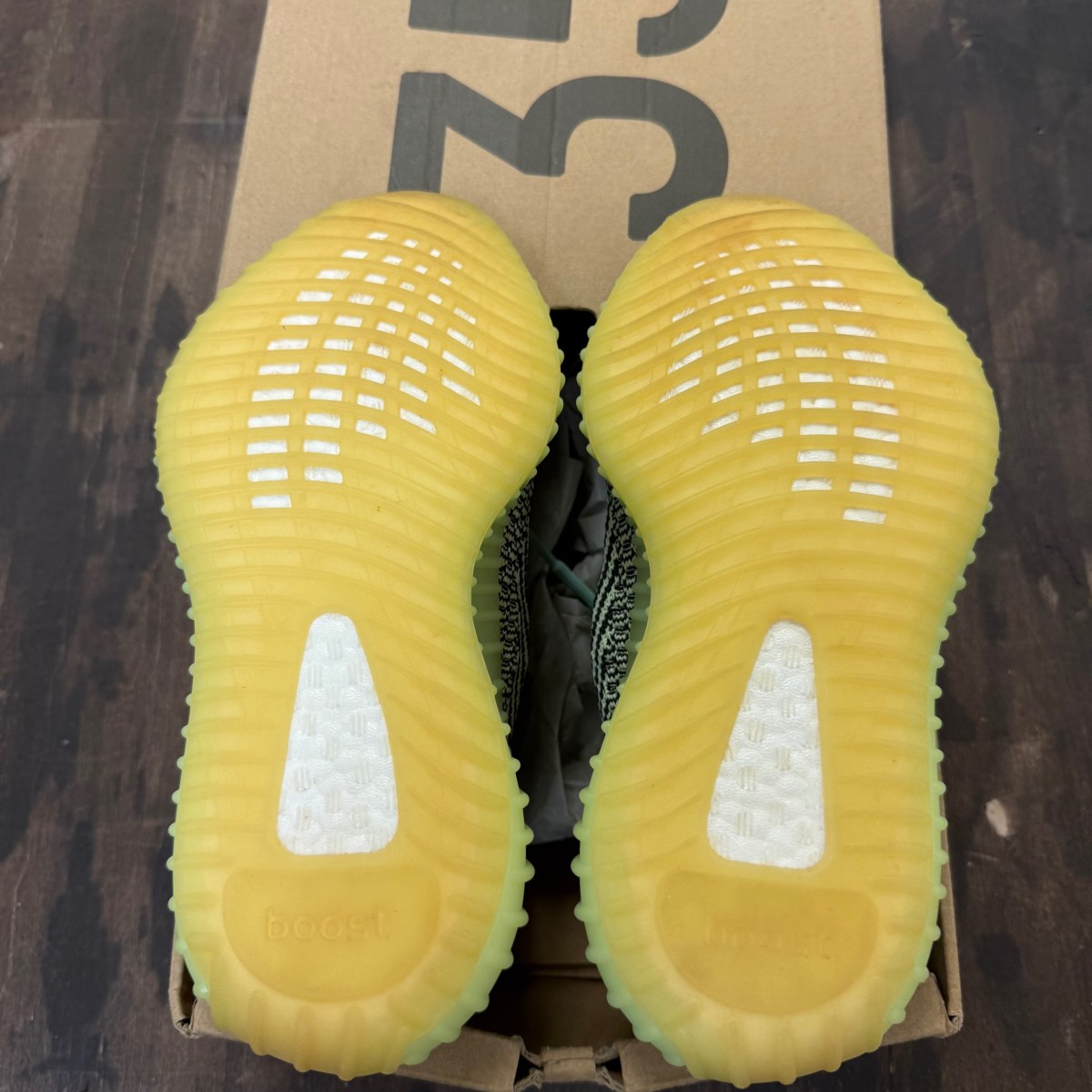 adidas Yeezy Boost 350 V2 Yeezreel (Non-Reflective) Size 4 (Pre-Owned) - Image 6