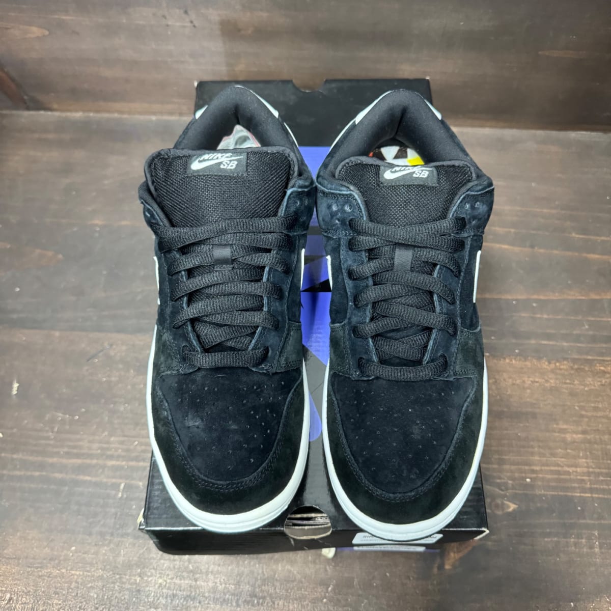 Nike SB Dunk Low Wieger Size 9.5 (Pre-Owned) - side