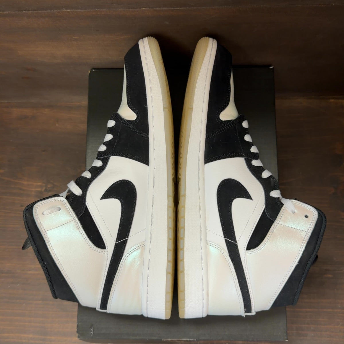 Jordan 1 Mid Diamond Shorts - Image 5