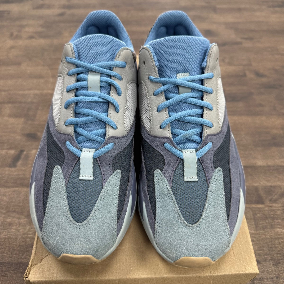 adidas Yeezy Boost 700 Carbon Blue Size 10.5 (Pre-Owned) - Image 2