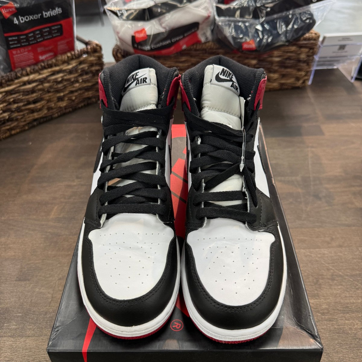 Jordan 1 Retro Black Toe (2013) (GS) - Image 3