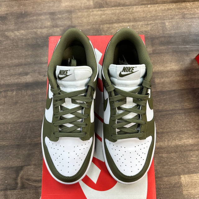 Medium Olive Nike Dunk Low (W) (USED)