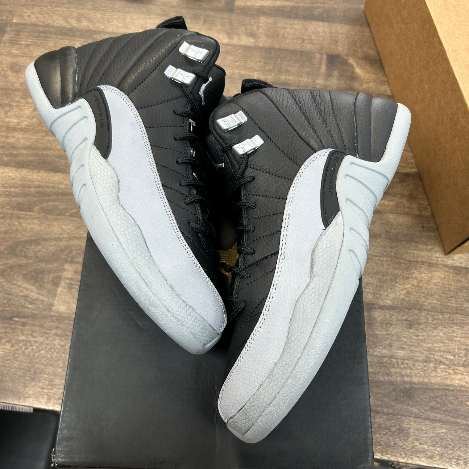 Barons Jordan 12 Retro (GS) (USED)