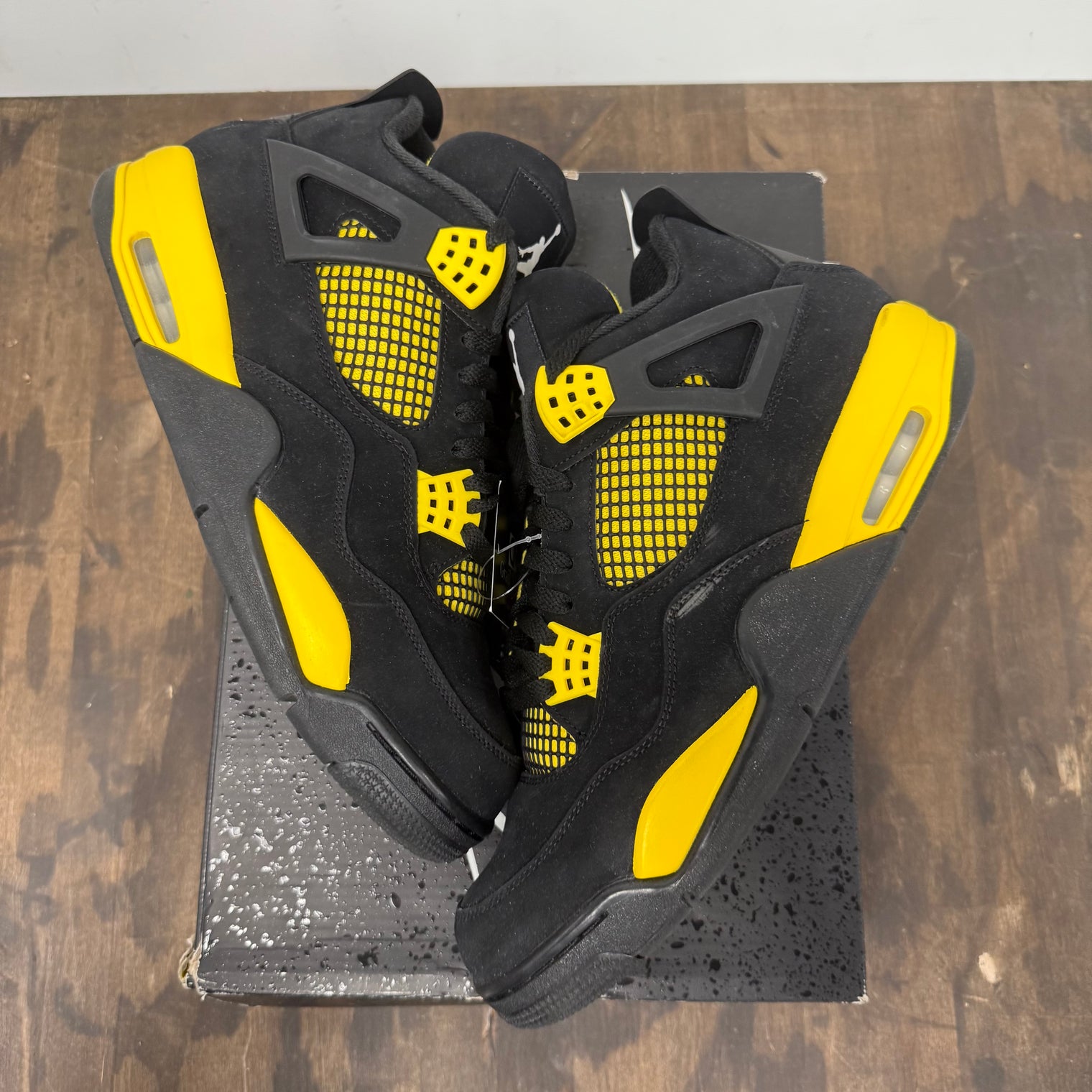 Yellow Thunder Jordan 4 Retro (USED)