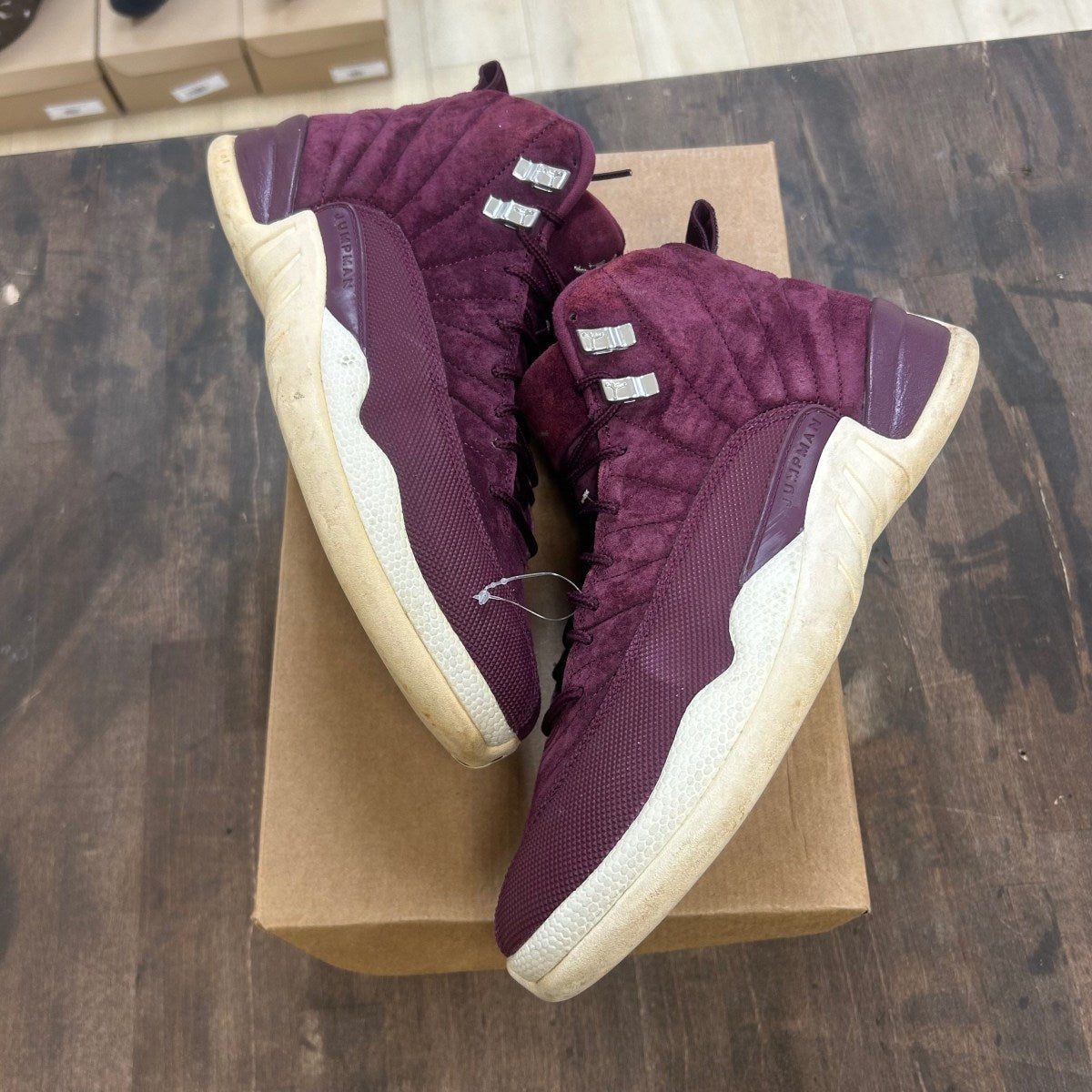 Jordan 12 Retro Bordeaux Size 8.5 (Pre-Owned) - Image 1