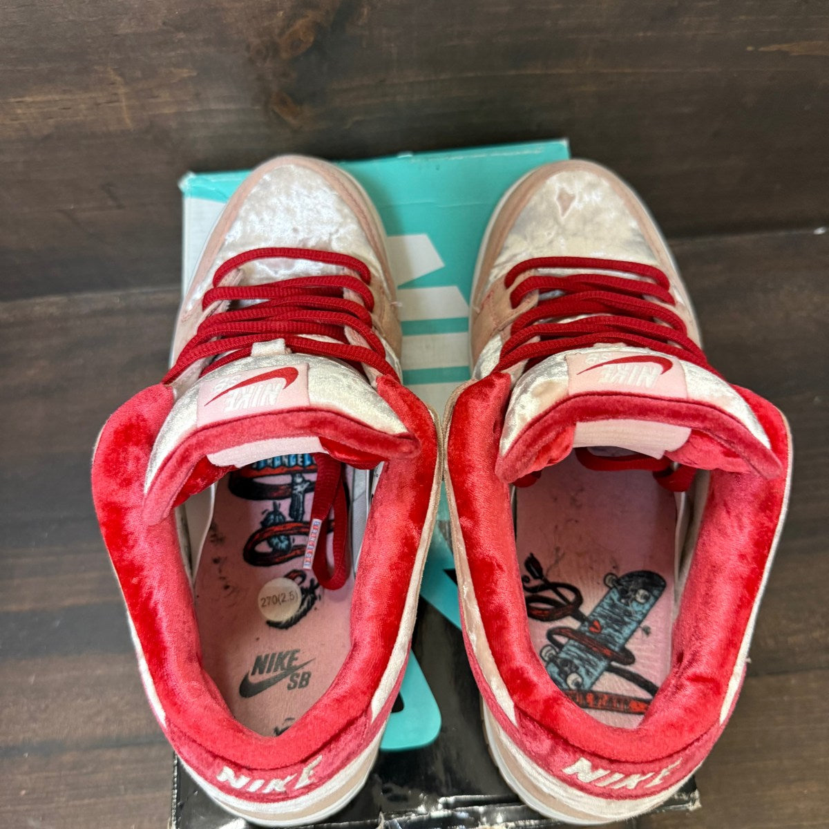 Nike SB Dunk Low StrangeLove Skateboards Size 9 (Pre-Owned) - Image 3