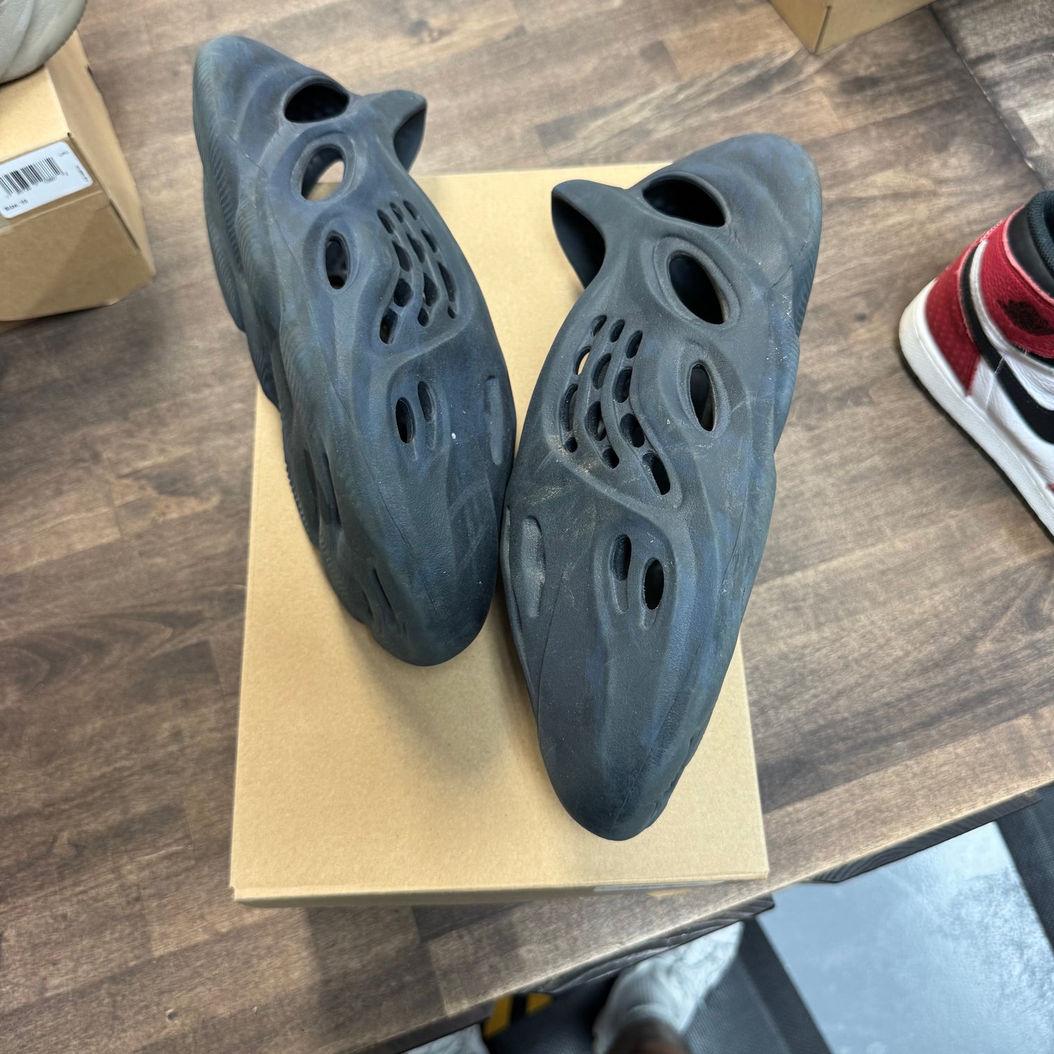 Mineral Blue Yeezy Foam RNNR (USED)