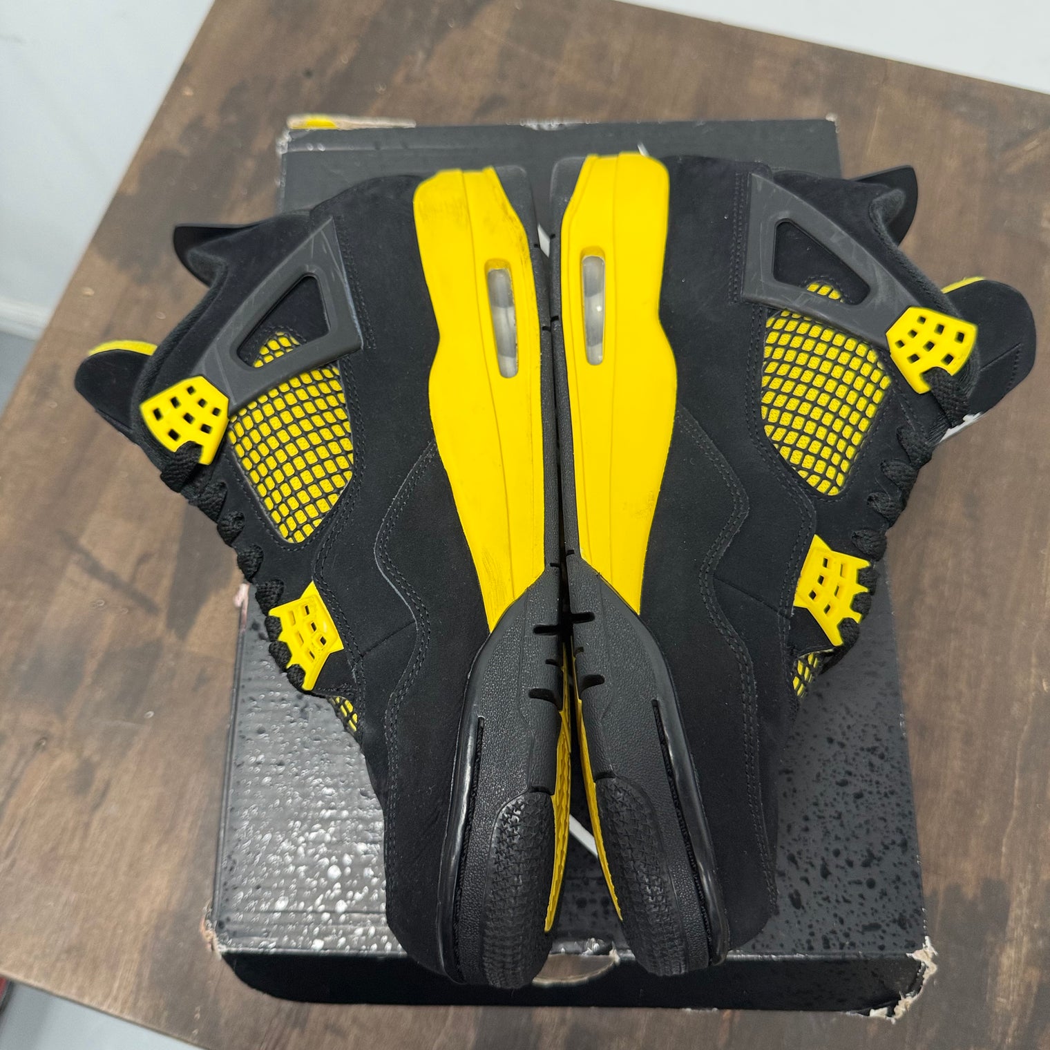 Yellow Thunder Jordan 4 Retro (USED)