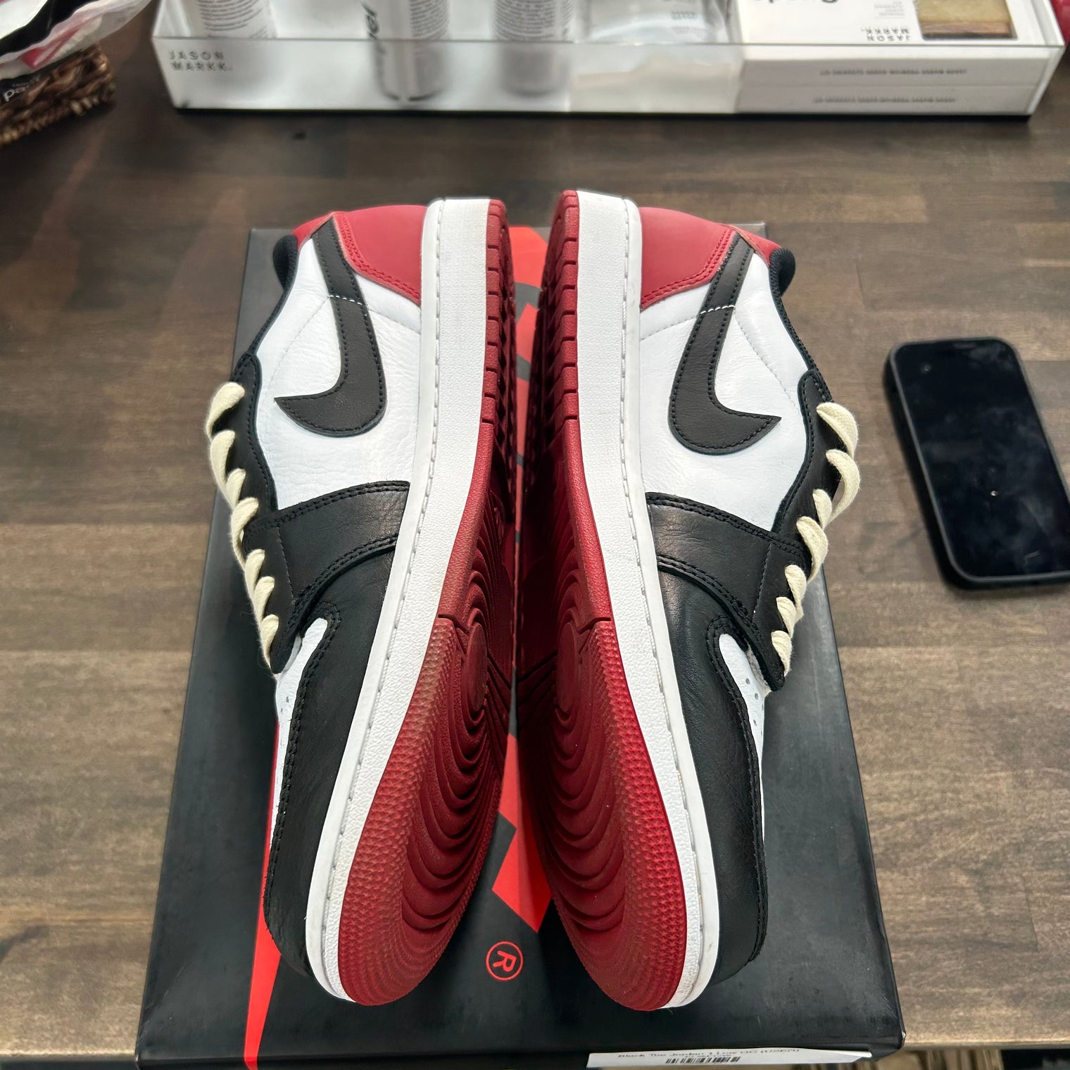 Black Toe Jordan 1 Low OG (USED)