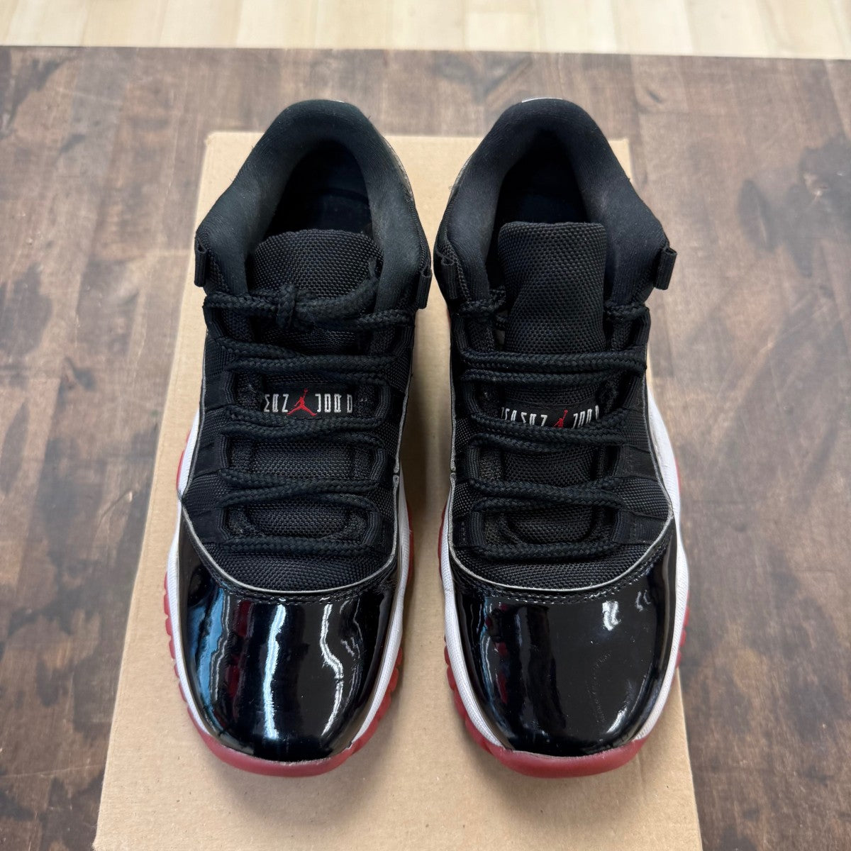 Jordan 11 Retro Low Bred (GS) (2025) Size 6.5Y (Pre-Owned) - Image 2