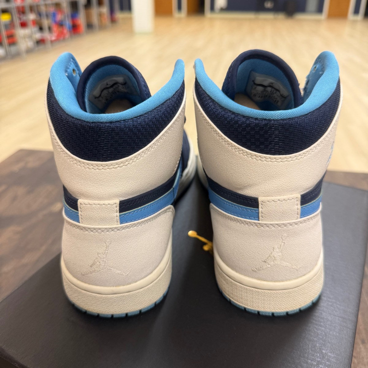 Jordan 1 Retro Chris Paul PE - Image 3