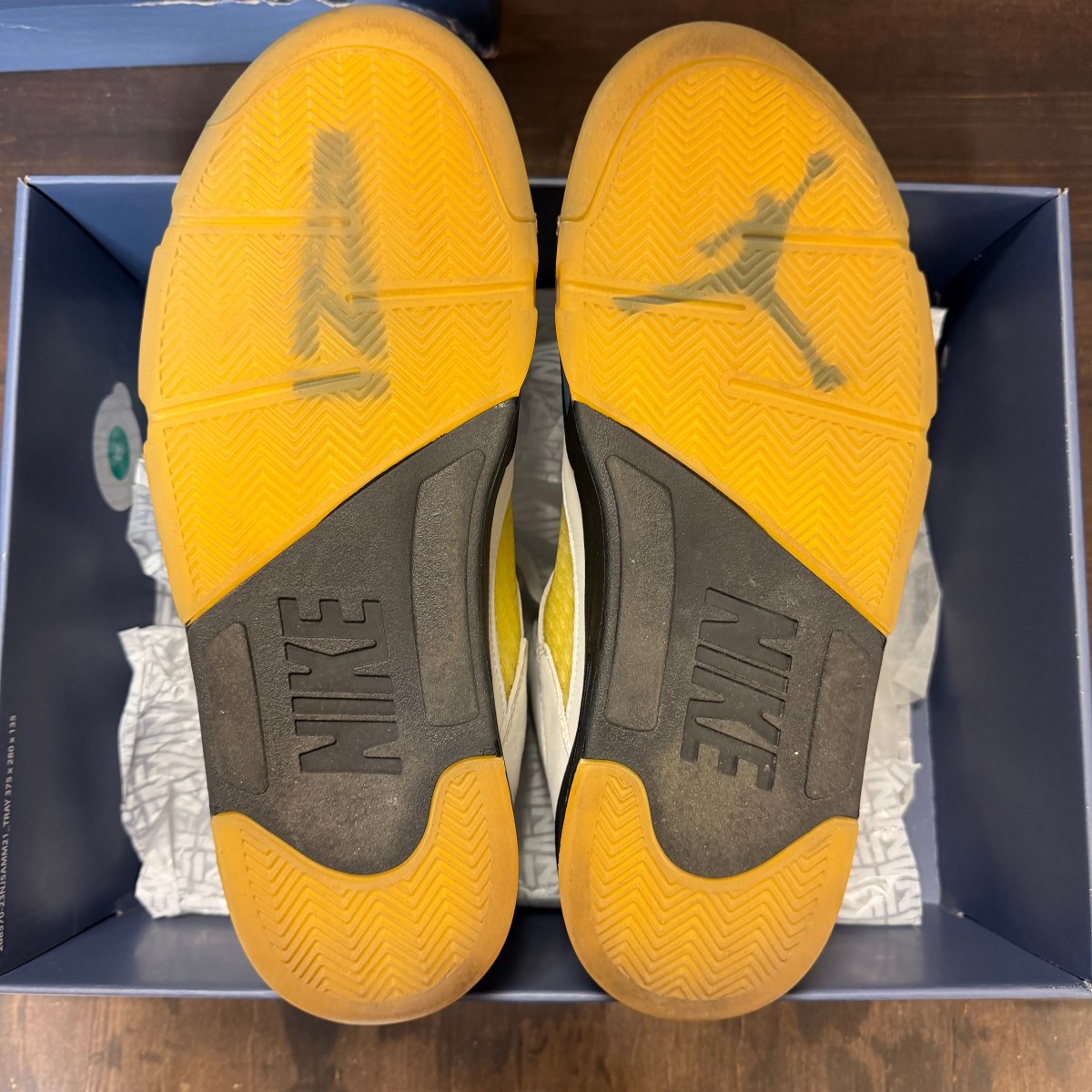 Jordan 5 Retro A Ma Maniére Dawn (Women's) - Image 6
