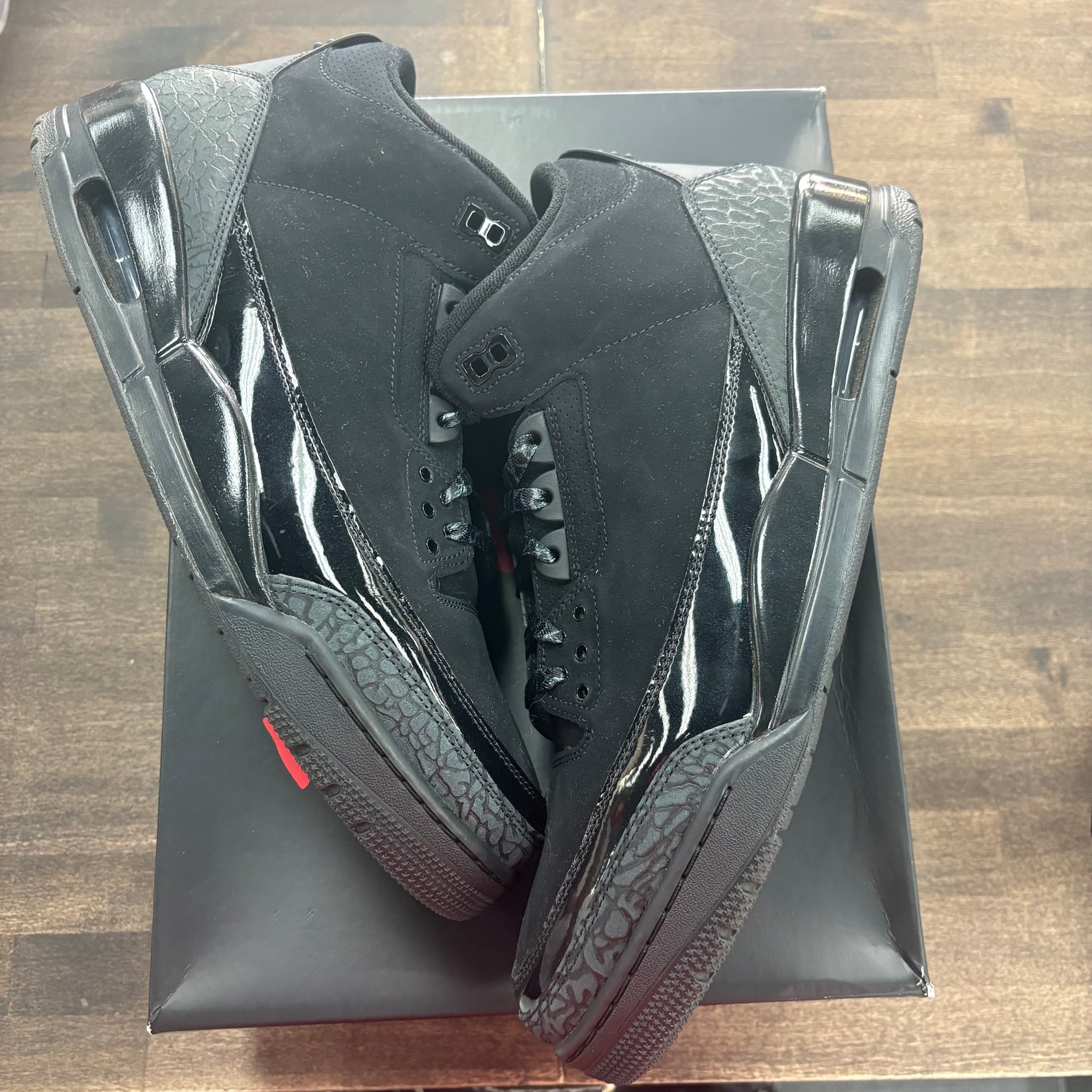 Black Cat Jordan 3 Retro (Lightly Worn)