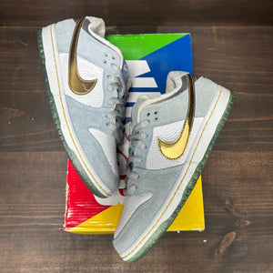 Nike SB Dunk Low Sean Cliver - Image 2