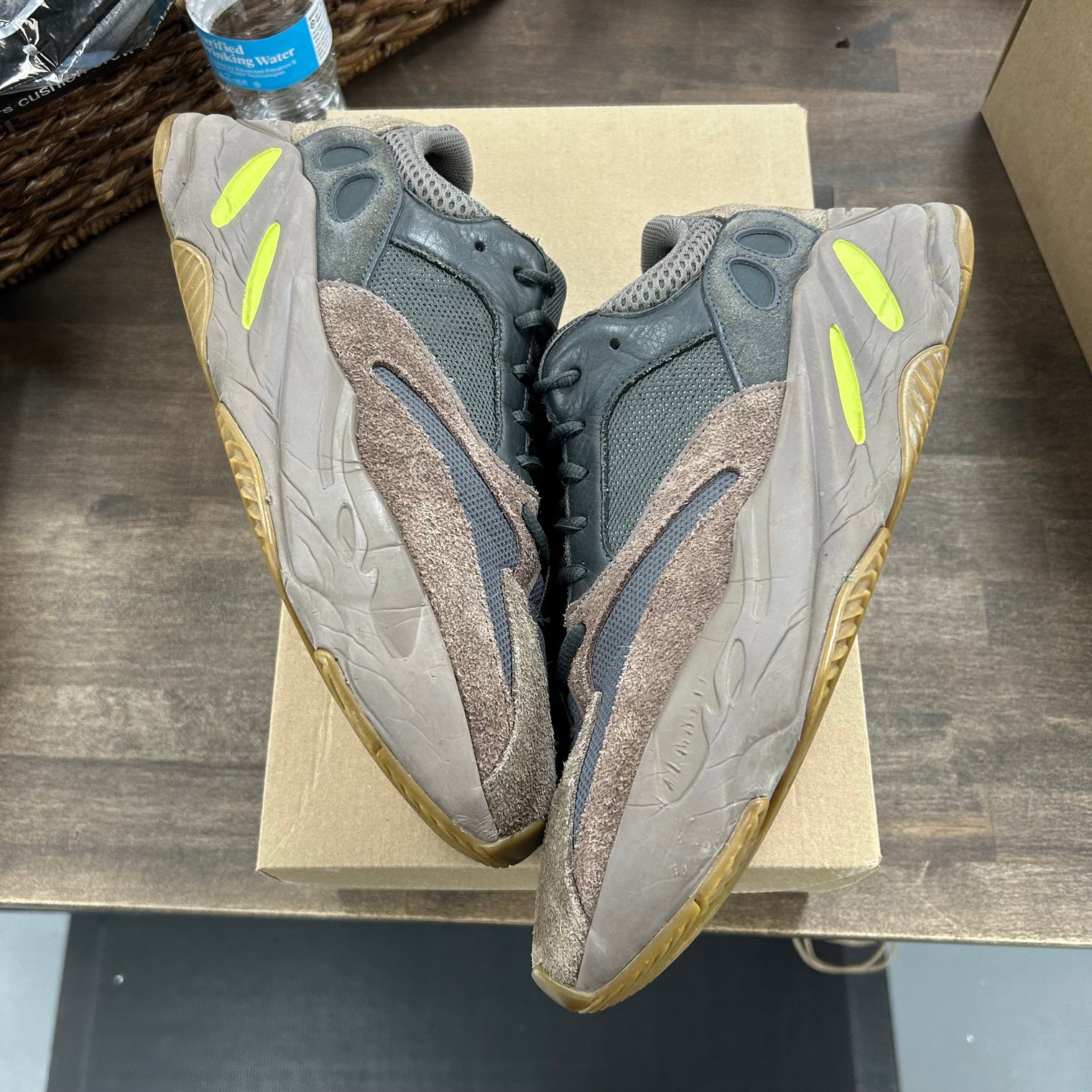 Mauve Yeezy 700 V1 (USED, No Box)
