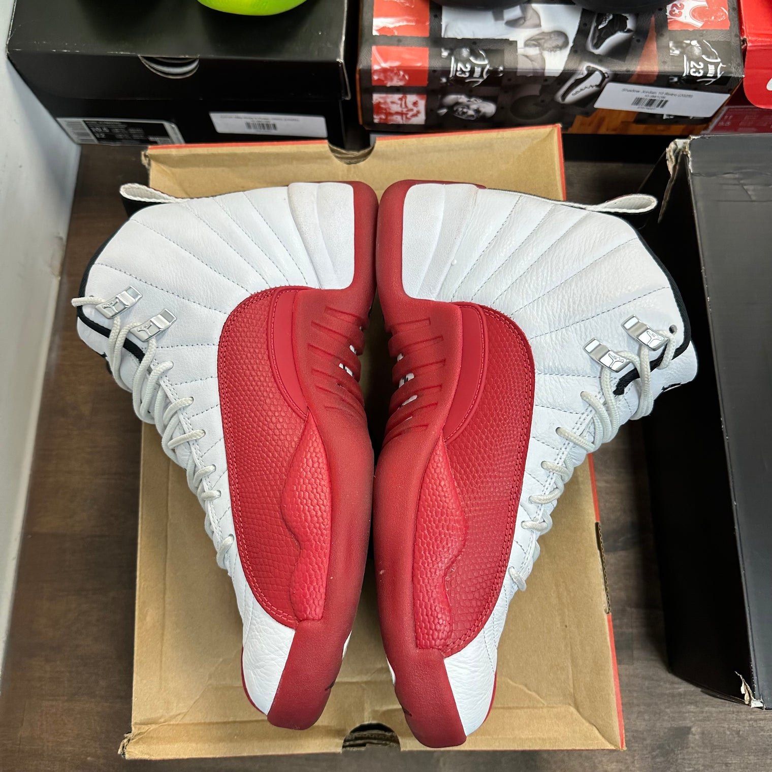 Cherry Jordan 12 Retro (USED)