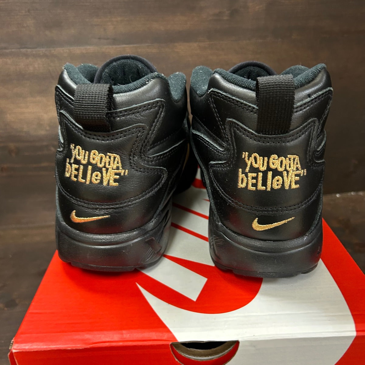 Nike Air Diamond Turf Signing Day - Image 5