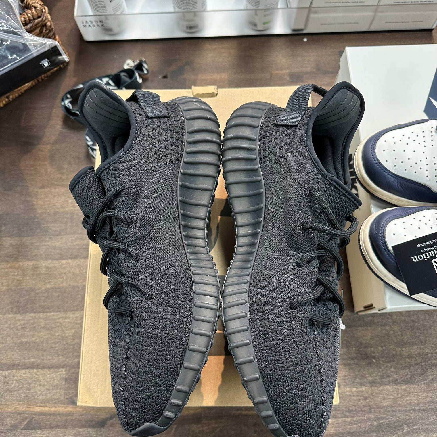 Onyx Yeezy 350 V2 (USED)