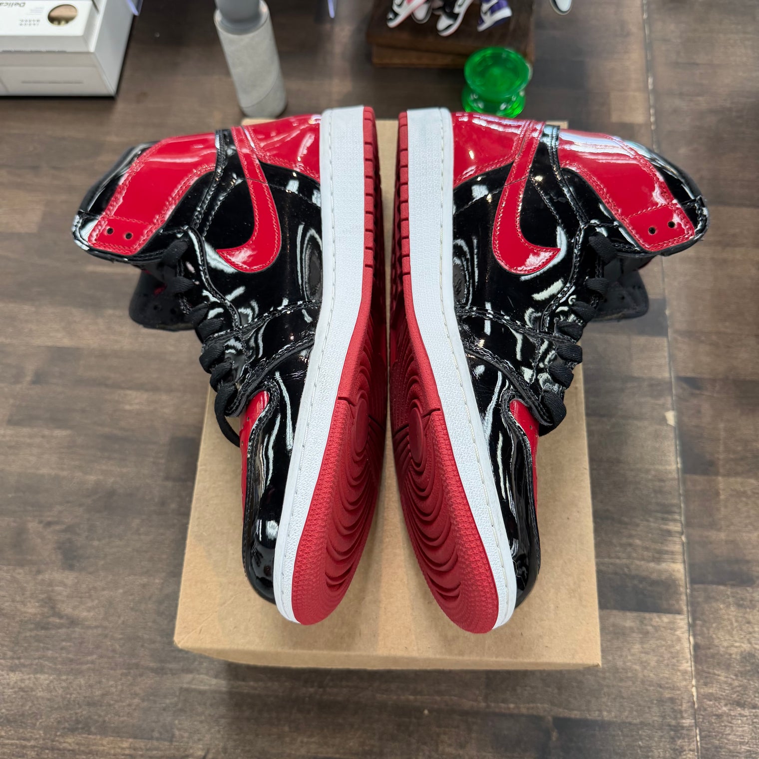 Patent Bred Jordan 1 High Retro (USED, No Box)