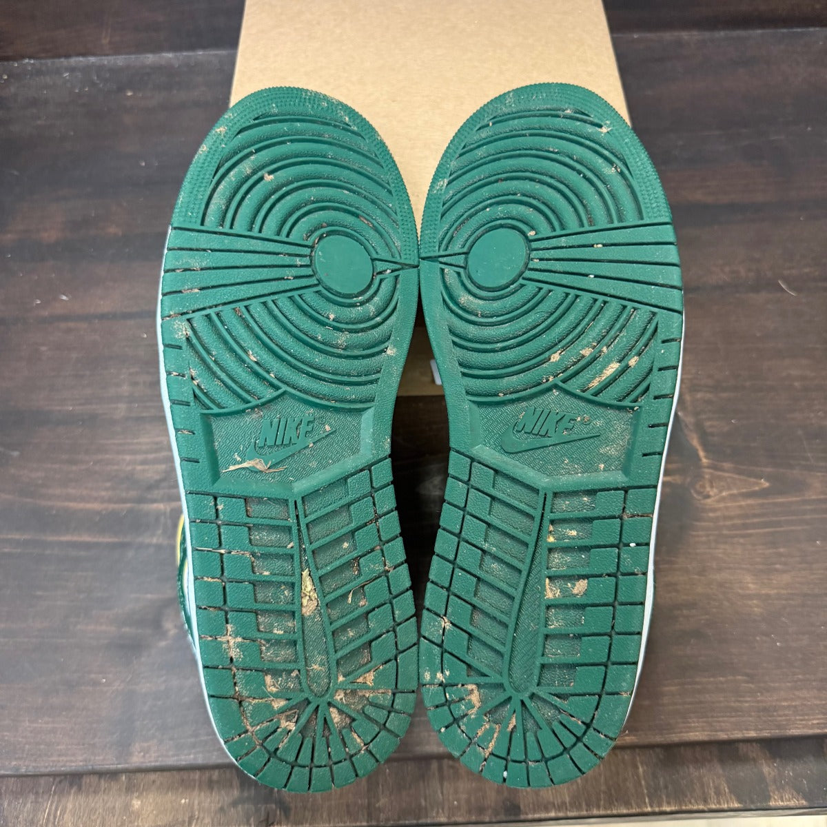 Jordan 1 Mid Sonics (2021) Size 10.5 (Pre-Owned) - Image 5