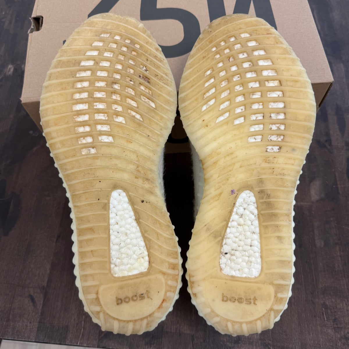 adidas Yeezy Boost 350 V2 Bone Size 12.5 (Pre-Owned)