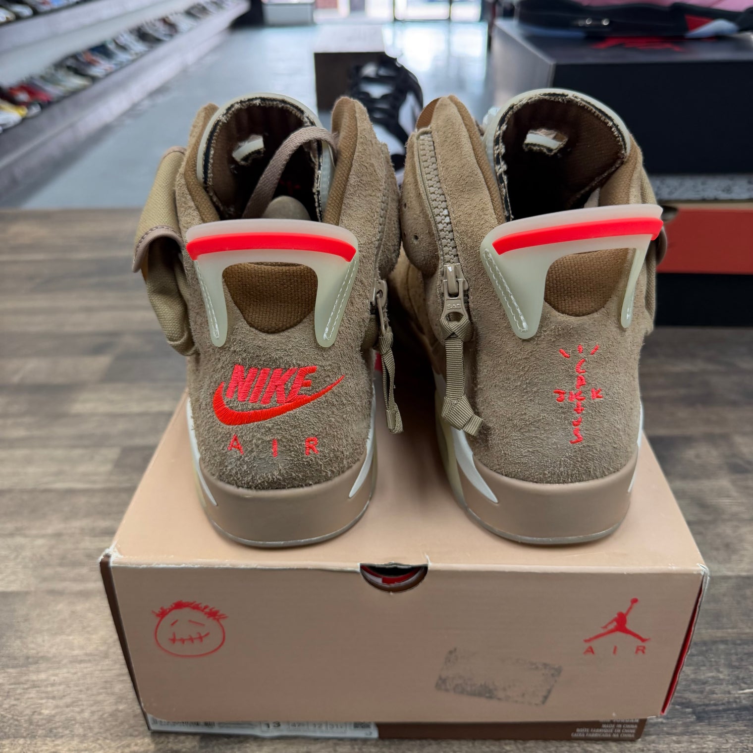 British Khaki Jordan 6 Travis Scott (Lightly Worn)