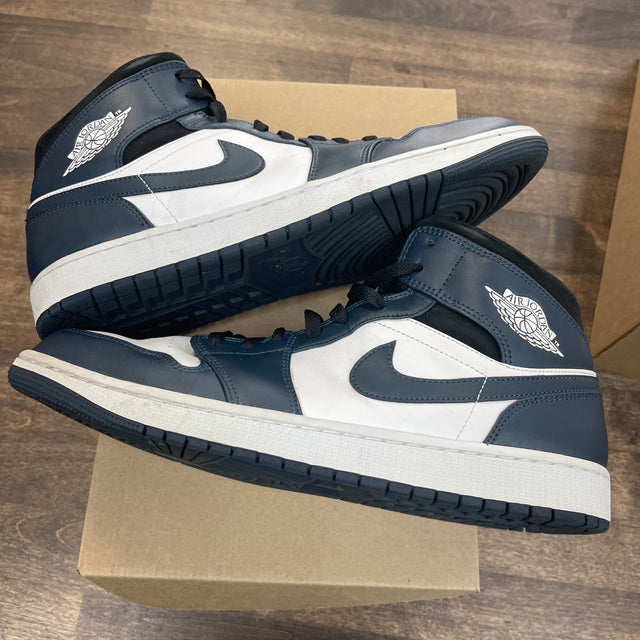 Armory Navy Jordan 1 Mid (USED, No Box)