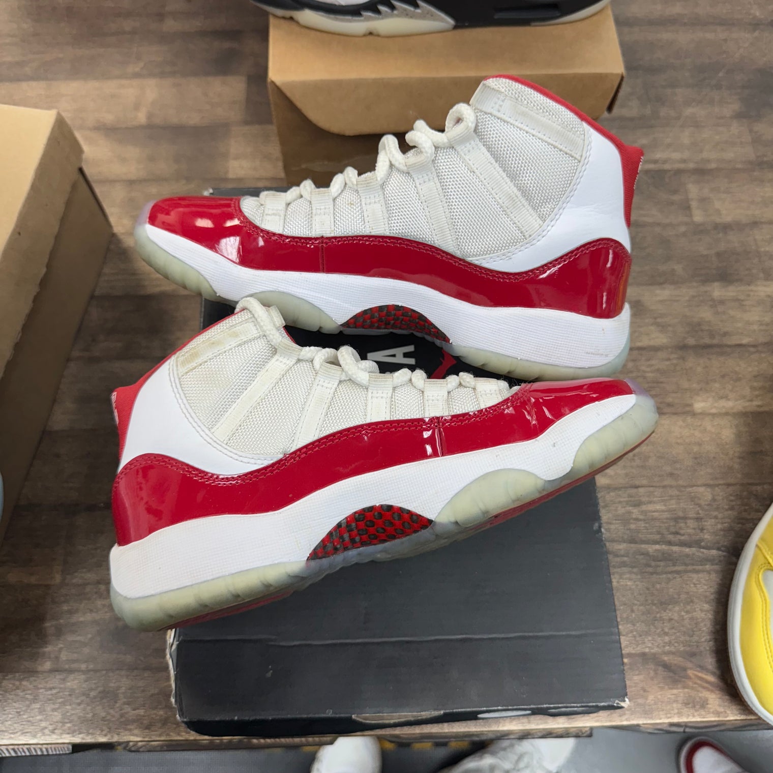 Cherry Jordan 11 (GS) (USED)