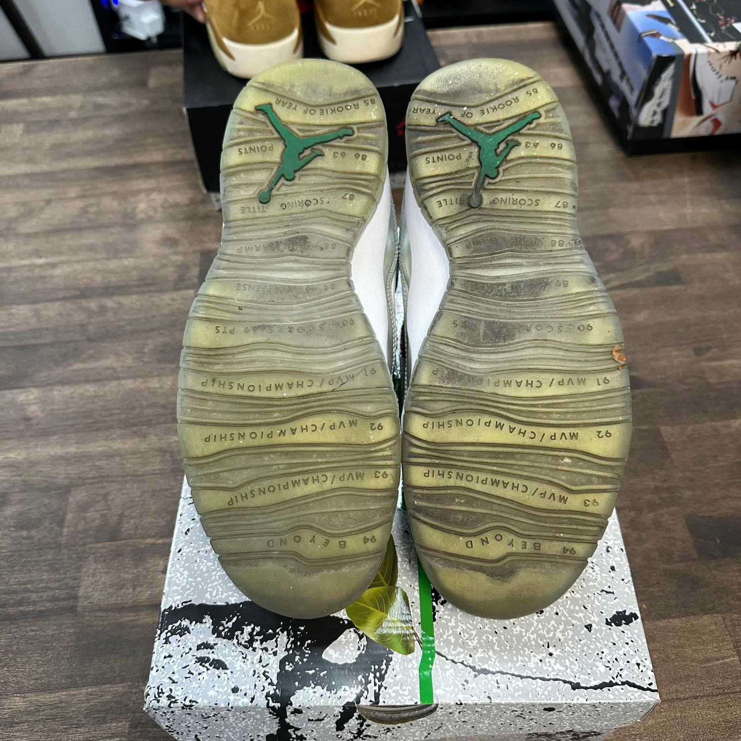 Wings Jordan 10 Retro (USED)